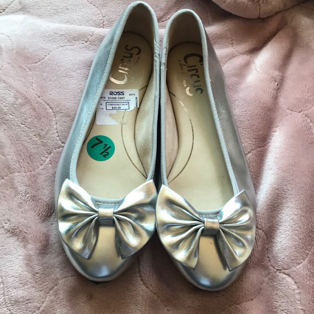 Silver flats